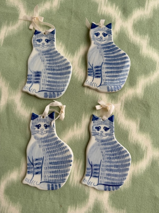 Other - Hand-Painted Blue & White Ceramic Cat Ornaments Decor - Set of 4